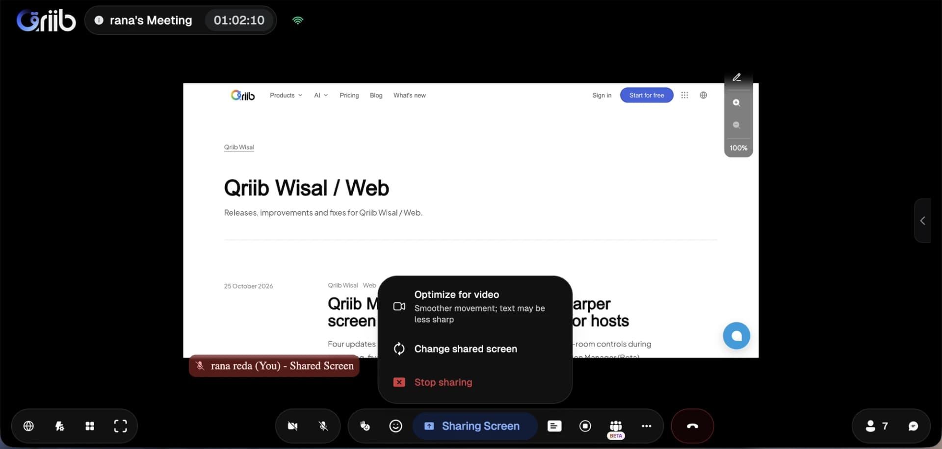 Qriib Meetings screen-sharing menu showing Optimize for video, Change shared screen, and Stop sharing in English.